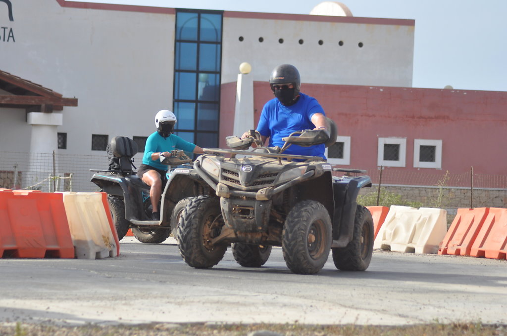 DSC-7965.JPG